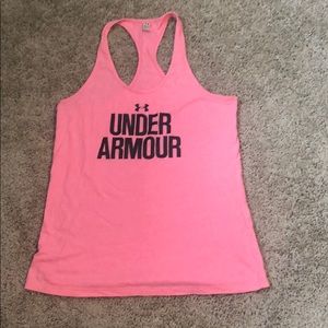💰 3/$25 pink Under Armour racer back tank Medium